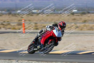 media/Jan-09-2022-SoCal Trackdays (Sun) [[2b1fec8404]]/Turn 11 (935am)/